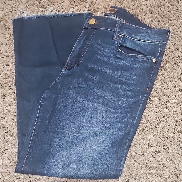 Kut from the Kloth Dark Blue Flare Jeans - Picture 4 of 4
